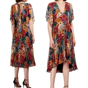 Club Monaco zorbina dress, size 8